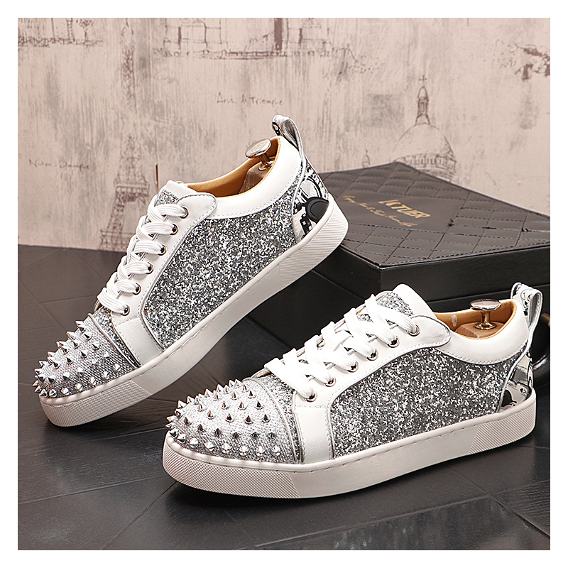 Mens Fashion Dress Shoes - メンズ高級ファッションシルバーリベット靴レースアップスパイクスタッズ靴パンクヒップホップドレスソフトレザーフラットスニーカー男の靴