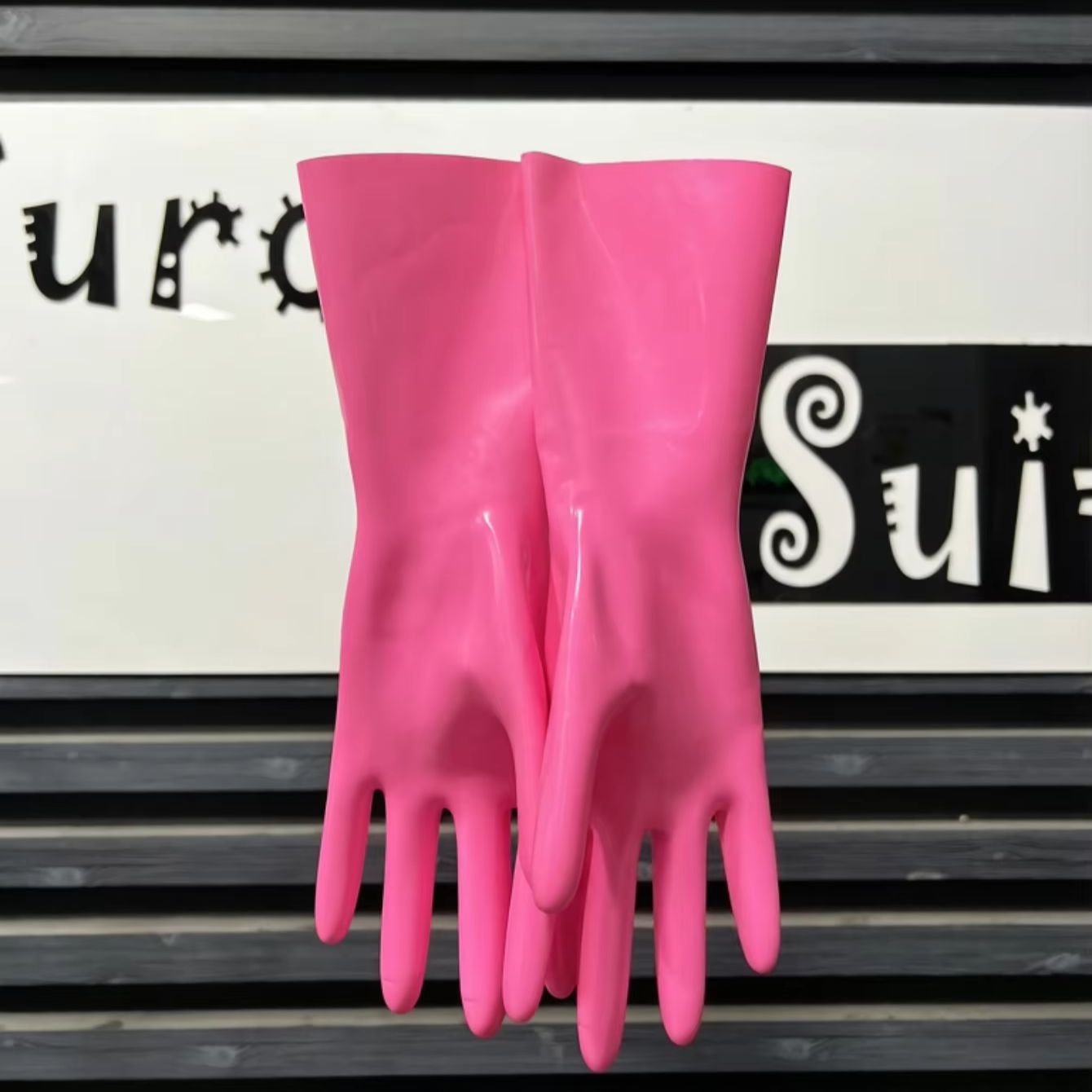 ピンクのラバーファッション手袋 クラブウェア - Men'S Fashion Gloves のレビューと価格